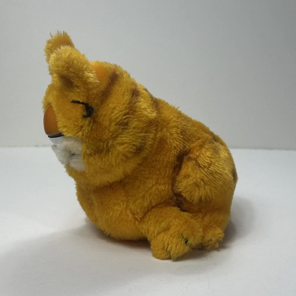 Vintage GARFIELD the Cat Plush Dakin 1981 Stuffed Animal 9